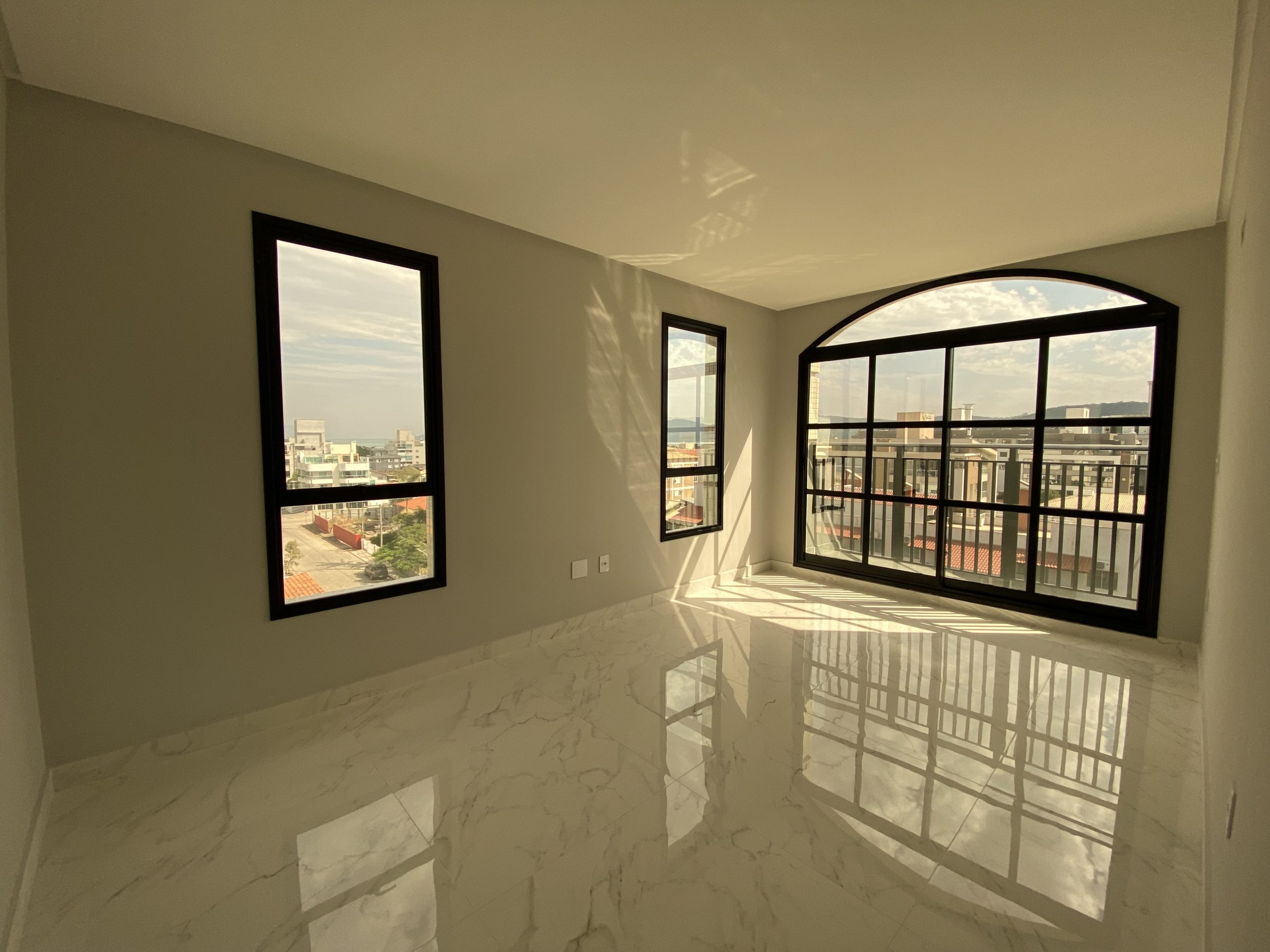 Apartamento a venda em Canto Grande 3 scaled - Rocccoimob Imobiliária em Bombinhas