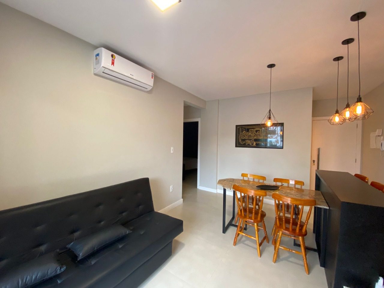 Apartamento a venda em Mariscal 9 - Rocccoimob Imobiliária em Bombinhas