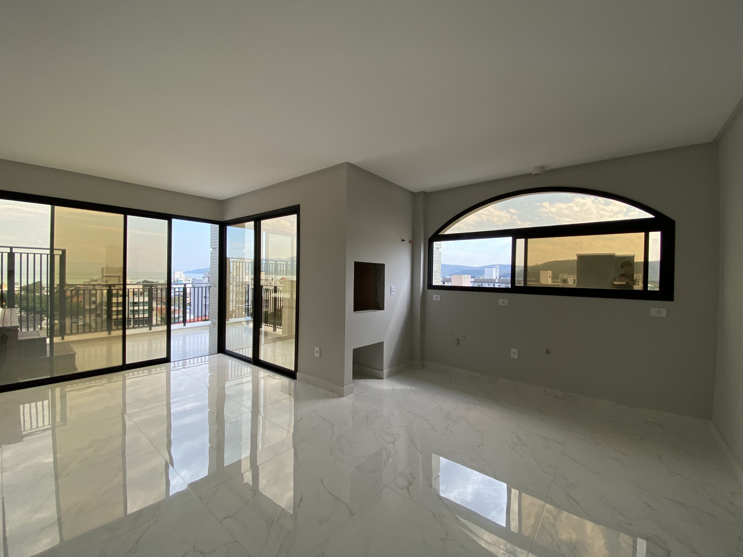 Apartamento em Canto Grande 3 scaled - Rocccoimob Imobiliária em Bombinhas