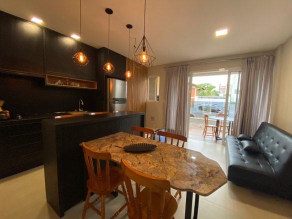 Apartamento mobiliado em Mariscal 1 - Rocccoimob Imobiliária em Bombinhas