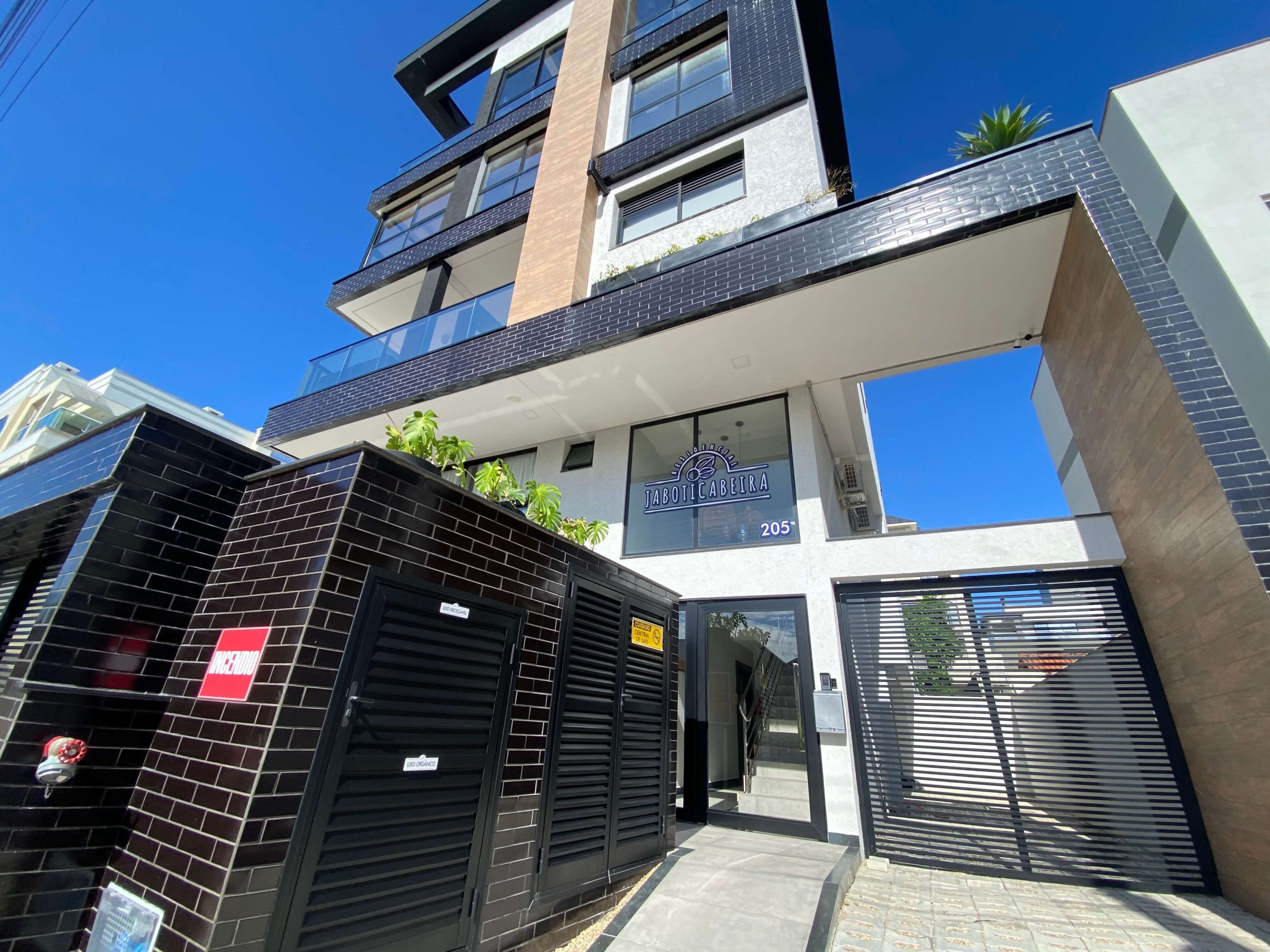 IMG 3298 scaled - Rocccoimob Imobiliária em Bombinhas