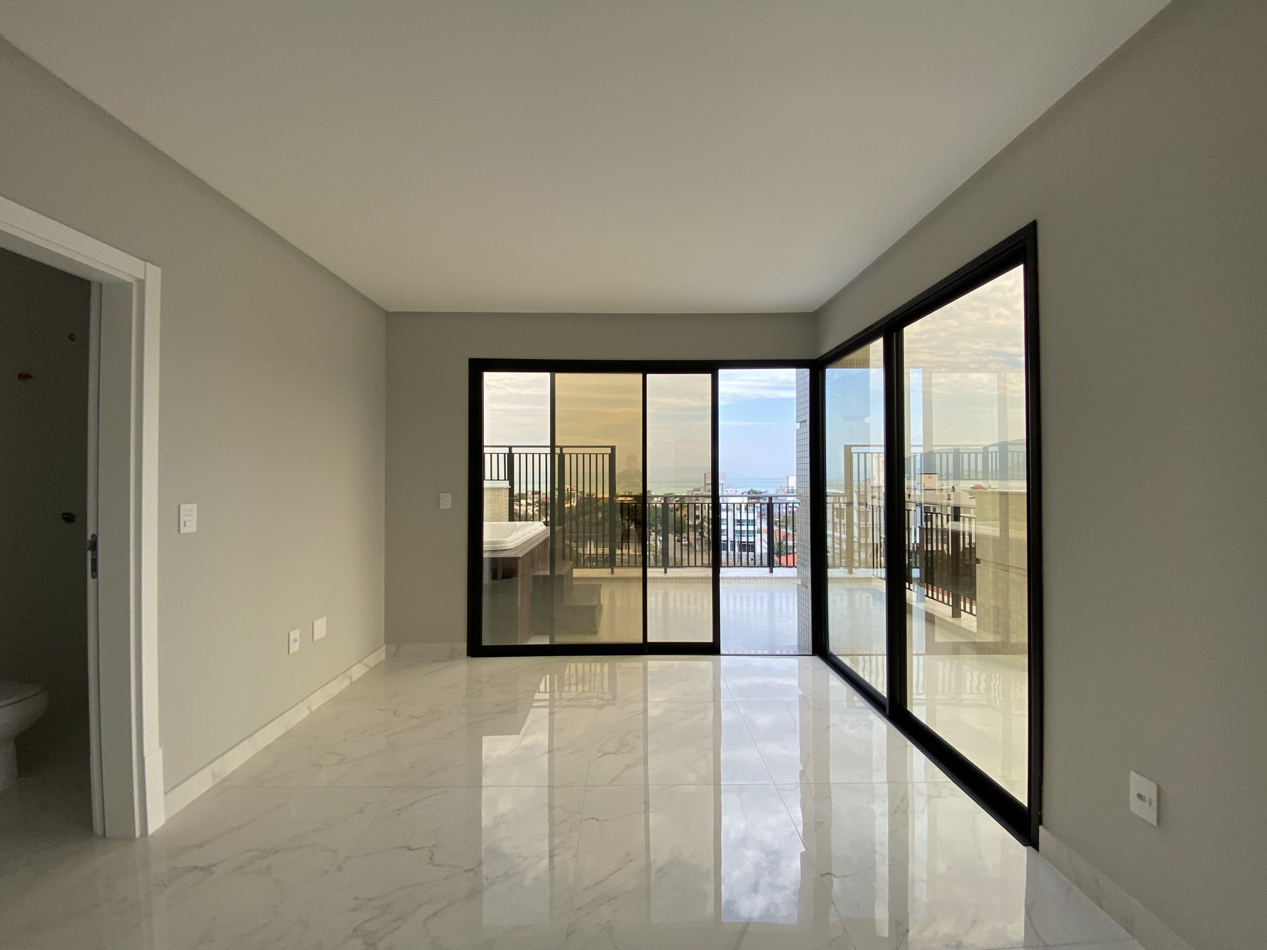 IMG 8670 scaled - Rocccoimob Imobiliária em Bombinhas