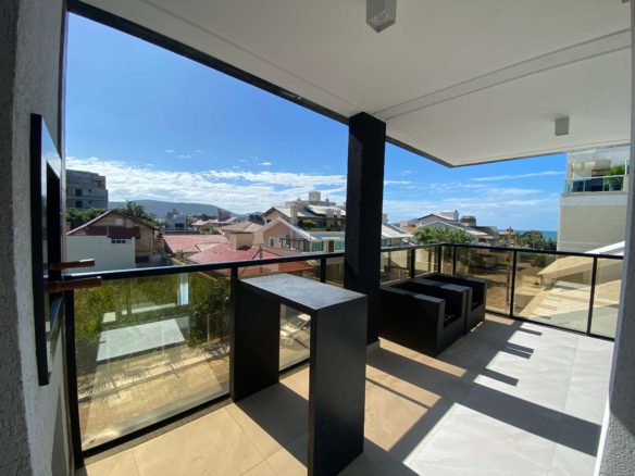 invertir en inmuebles en bombinhas scaled - Rocccoimob Imobiliária em Bombinhas