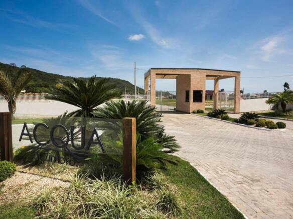 Terreno em Condominio fechado em bombinhas - Rocccoimob Imobiliária em Bombinhas