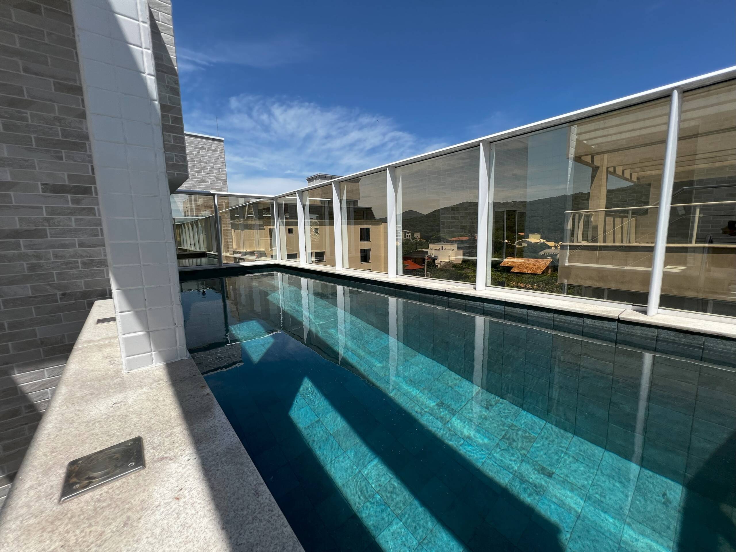 Cobertura a venda em Mariscal scaled - Rocccoimob Imobiliária em Bombinhas