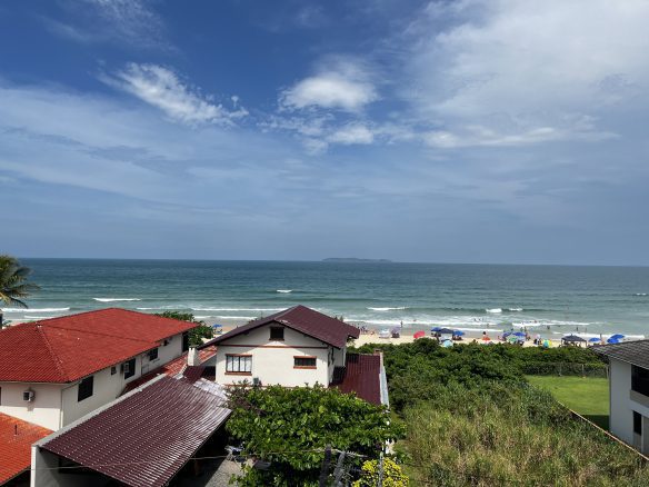 Apartamento frente mar a venda em Canto Grande 1 scaled - Rocccoimob Imobiliária em Bombinhas