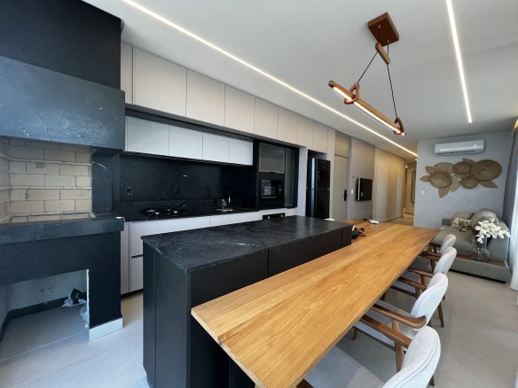 Apartamento frente mar a venda em Mariscal scaled - Rocccoimob Imobiliária em Bombinhas