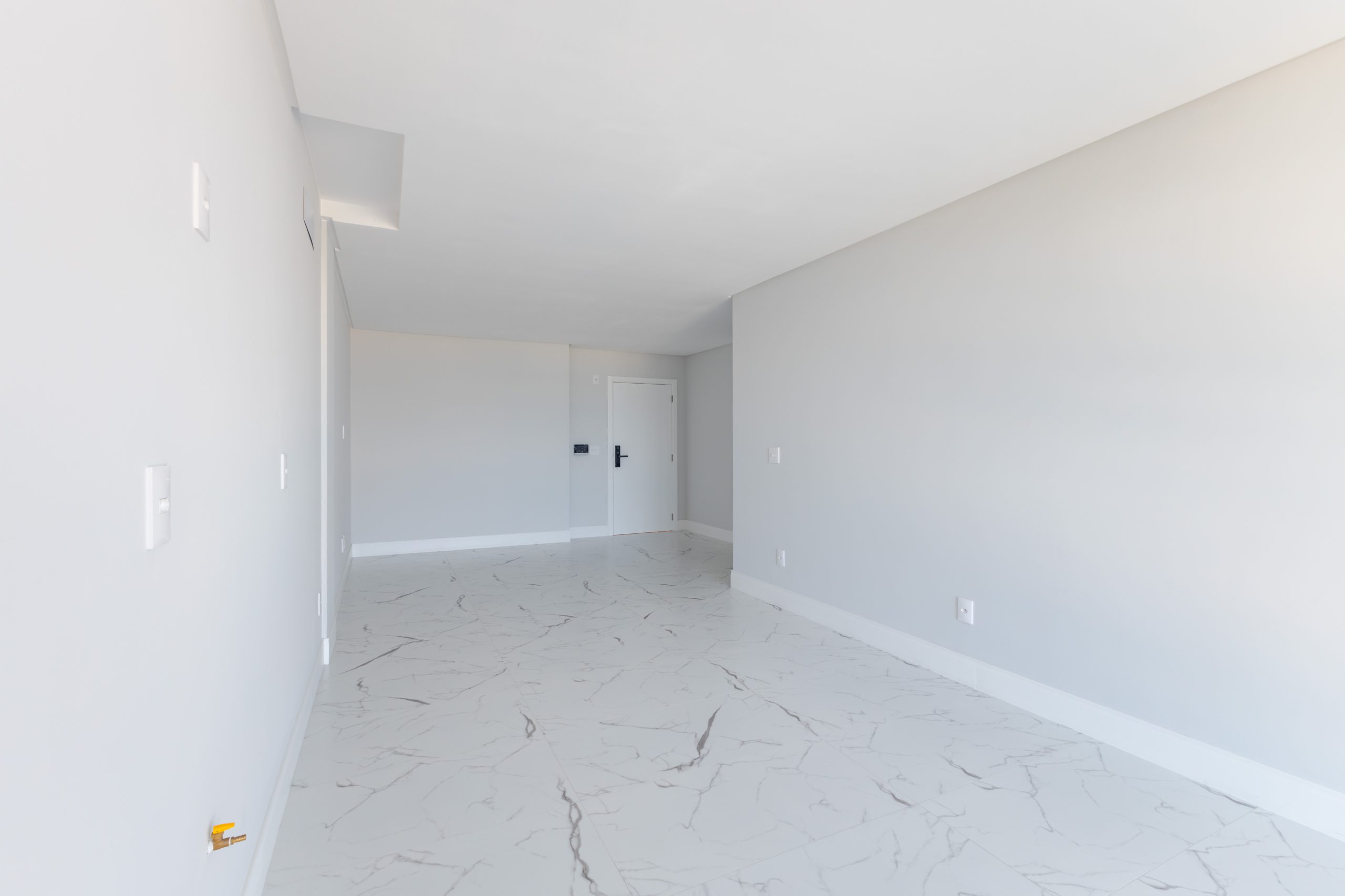 AMALFITANA APTO 202 7 scaled - Rocccoimob Imobiliária em Bombinhas