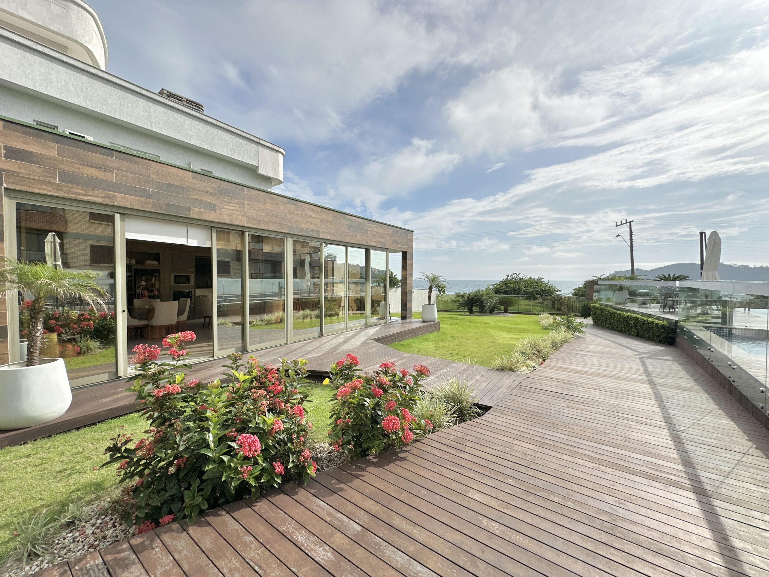 DJI 20240502 093800 967 1 scaled - Rocccoimob Imobiliária em Bombinhas