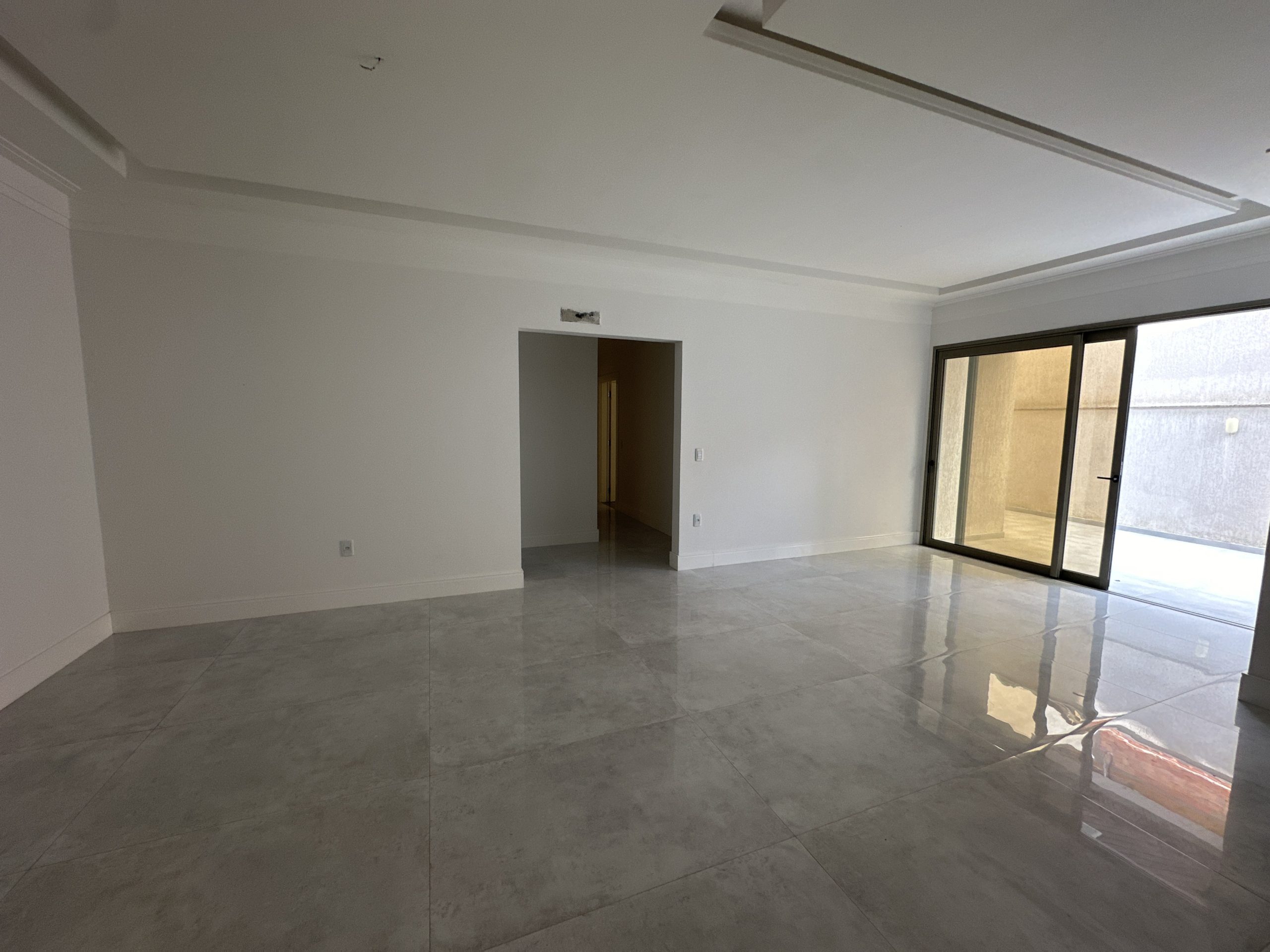 Frente mar a venda em Bombinhas 2 scaled - Rocccoimob Imobiliária em Bombinhas