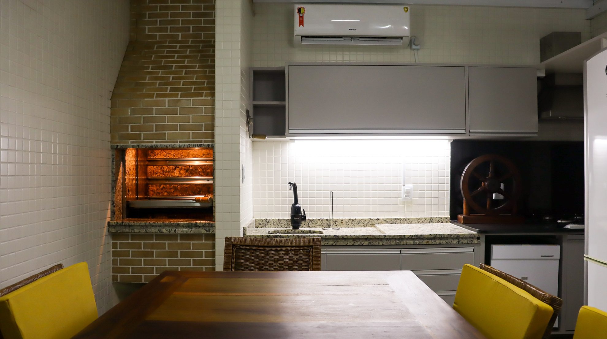 Residencial Atlantisul Apart. 208 Geral 001 43815c79 e36b 4f48 946f 76f9d5a056b9 lg - Rocccoimob Imobiliária em Bombinhas