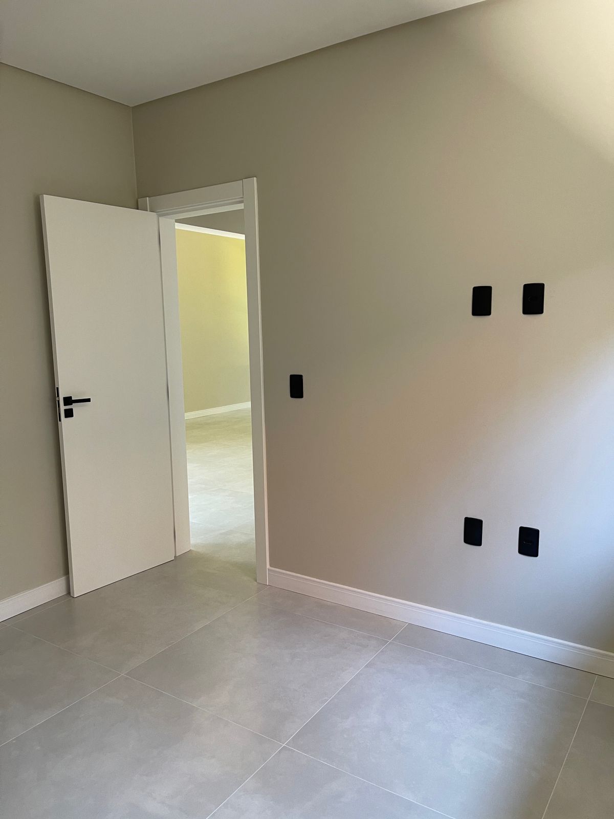 WhatsApp Image 2024 02 22 at 11.33.47 1 - Rocccoimob Imobiliária em Bombinhas