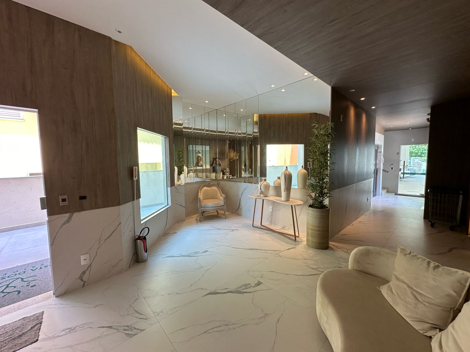 Apartment with 2 Suites 60 Meters from Mariscal Beach – Bombinhas / SC