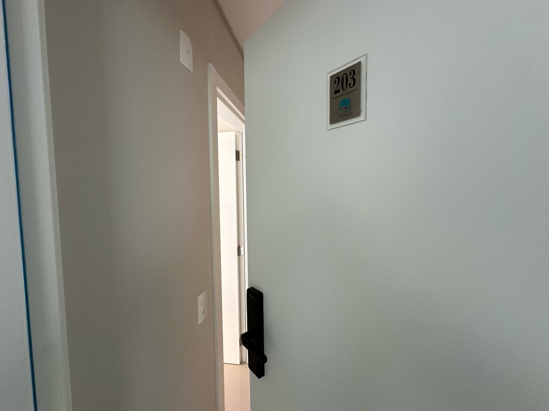 Apartment with 2 Suites 60 Meters from Mariscal Beach – Bombinhas / SC