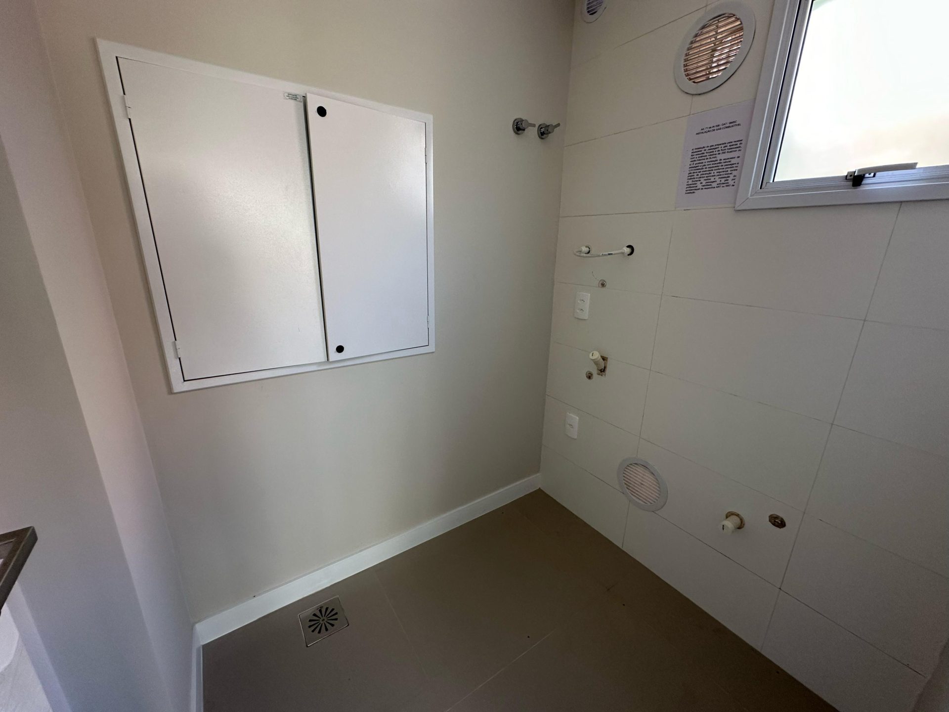 Apartment with 2 Suites 60 Meters from Mariscal Beach – Bombinhas / SC