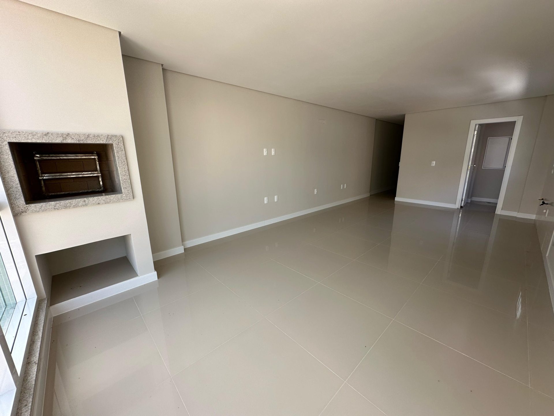 Apartment with 2 Suites 60 Meters from Mariscal Beach – Bombinhas / SC