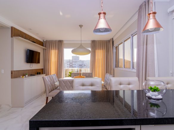 Bancada - Rocccoimob Imobiliária em Bombinhas