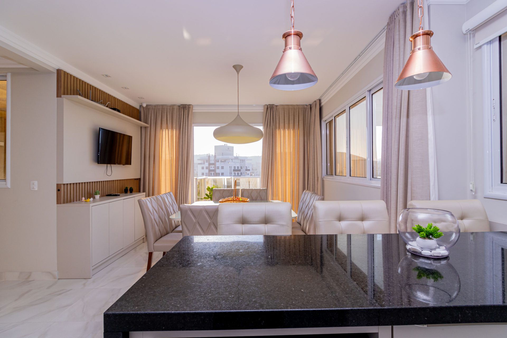 Bancada - Rocccoimob Imobiliária em Bombinhas