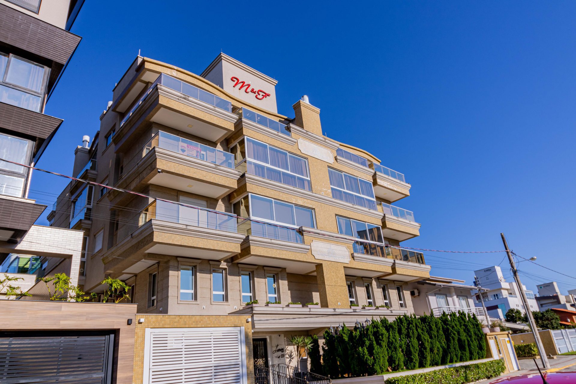 Fachada Lumini - Rocccoimob Imobiliária em Bombinhas