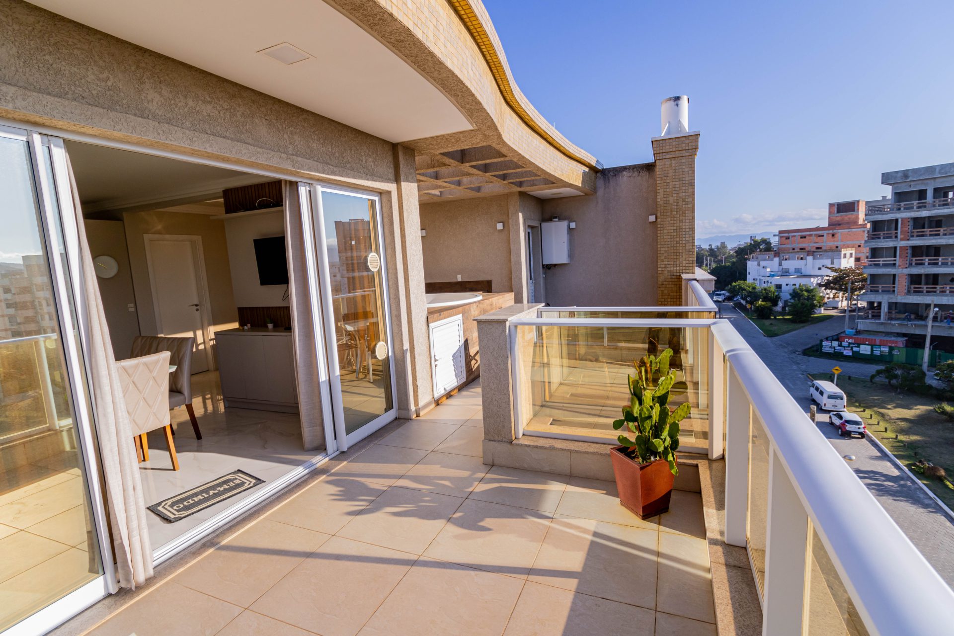 Sacada (2) - Rocccoimob Imobiliária em Bombinhas