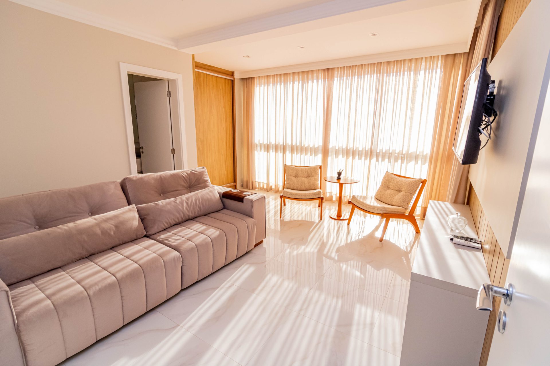 Sala de estar - Rocccoimob Imobiliária em Bombinhas