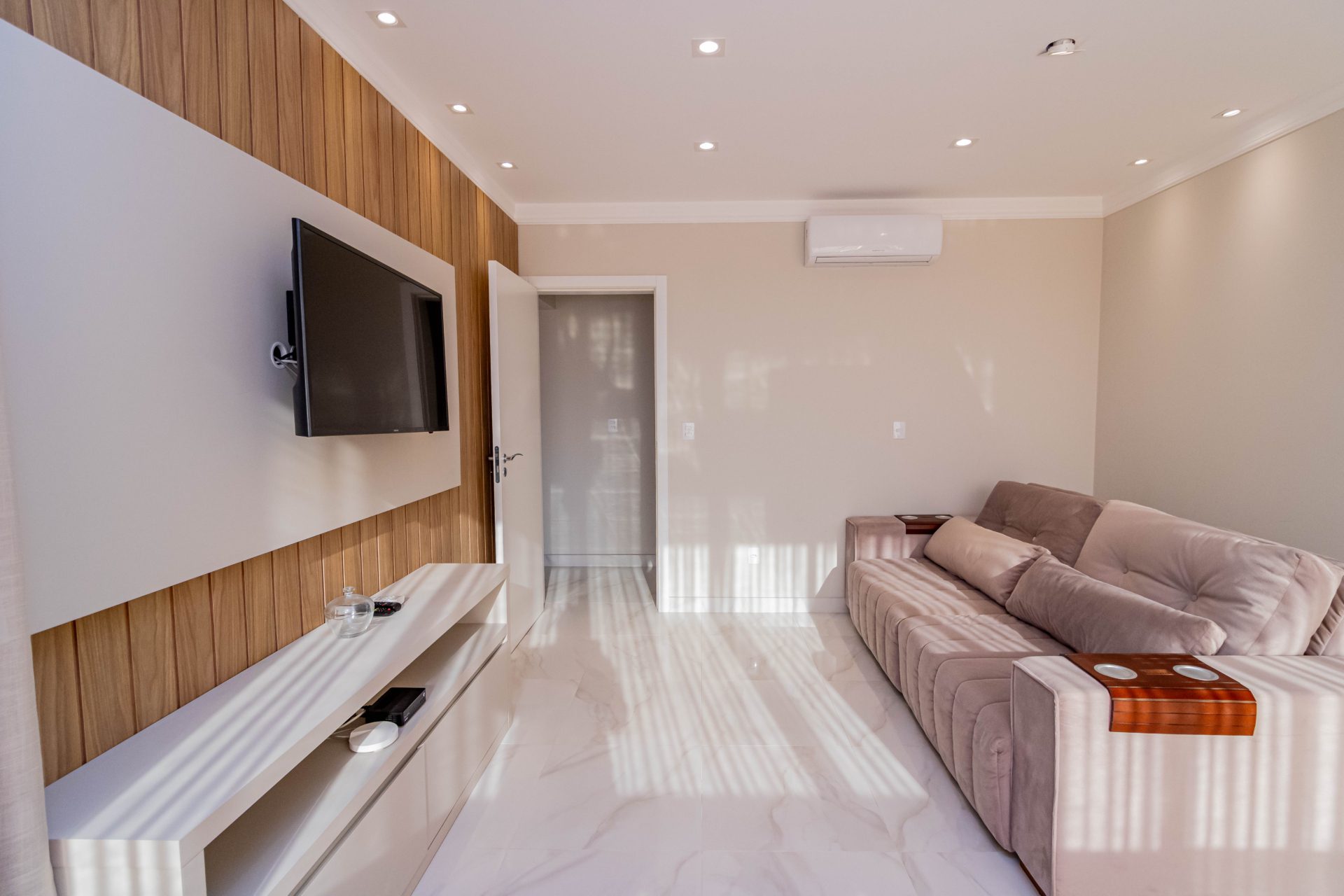 Sala de estar! - Rocccoimob Imobiliária em Bombinhas