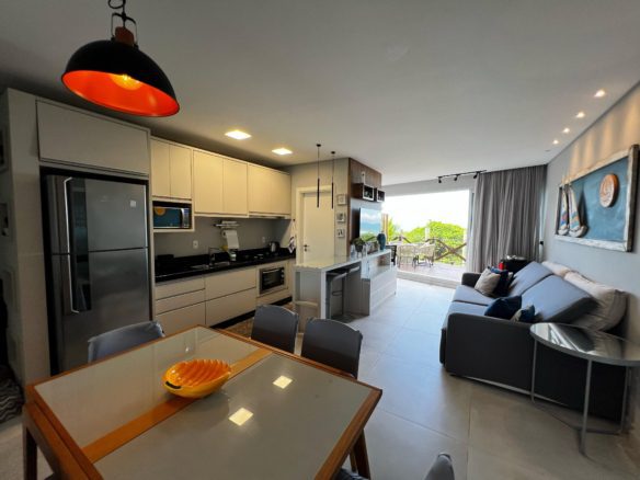 Casa beira mar em Mariscal - Rocccoimob Imobiliária em Bombinhas