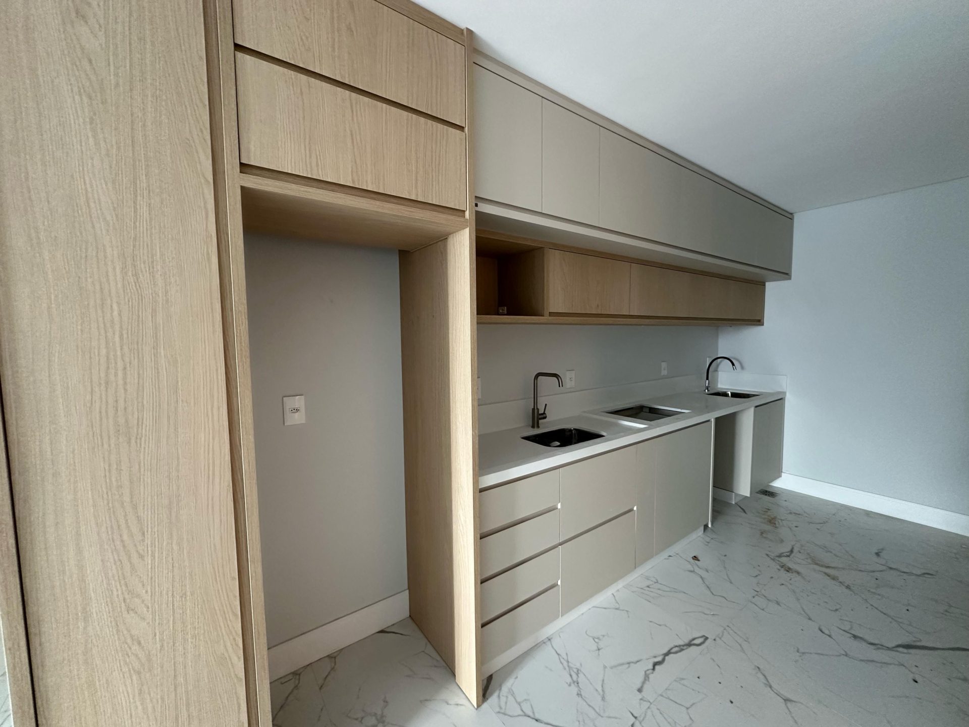 32 - Rocccoimob Imobiliária em Bombinhas