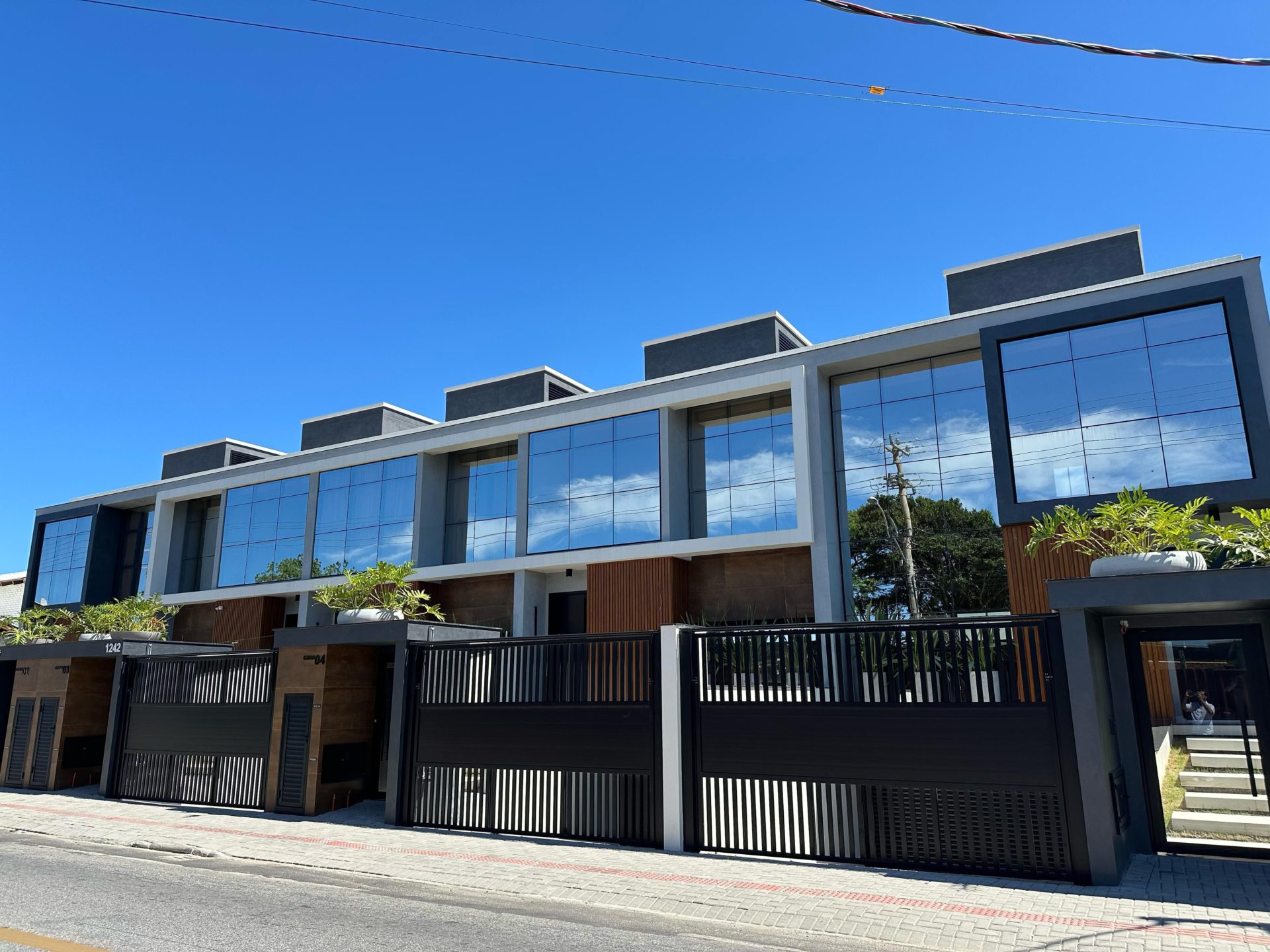 WhatsApp Image 2025 03 29 at 11.16.00 (1) - Rocccoimob Imobiliária em Bombinhas