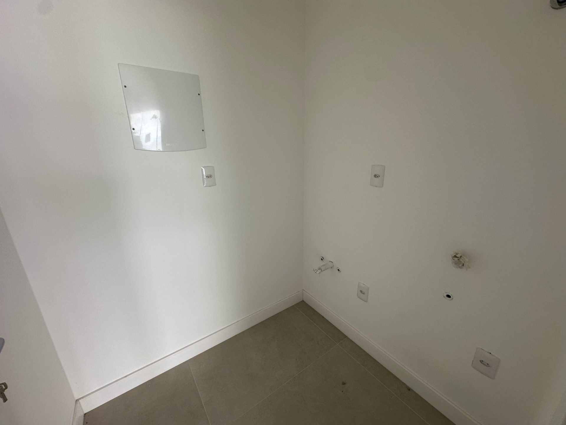 WhatsApp Image 2025 03 29 at 11.16.00 (10) - Rocccoimob Imobiliária em Bombinhas