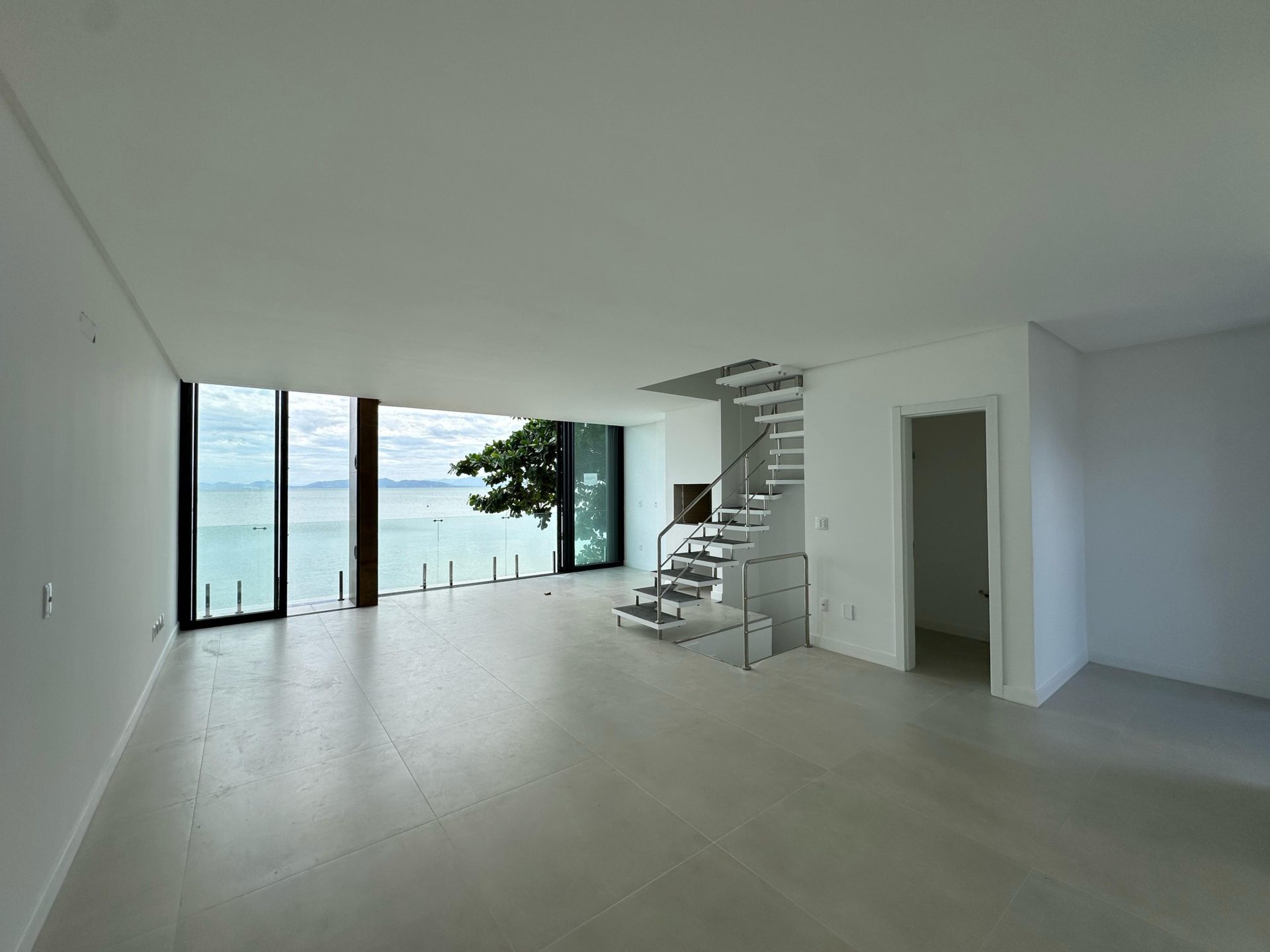 WhatsApp Image 2025 03 29 at 11.16.00 (14) - Rocccoimob Imobiliária em Bombinhas