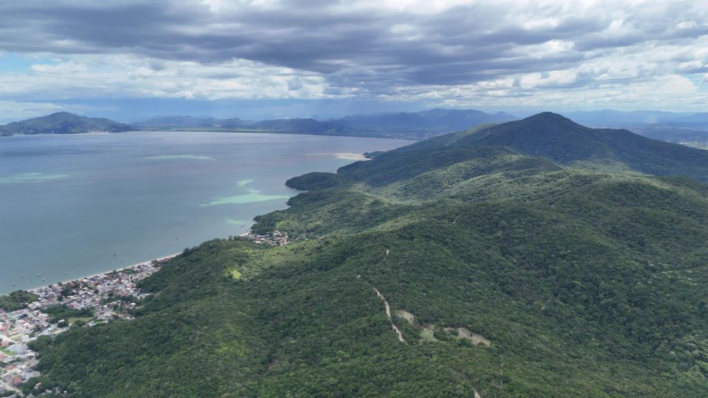 Zimbros, Bombinhas SC - Roccoimob Imobiliária em Bombinhas Zimbros, Bombinhas SC - Rocccoimob Imobiliária em Bombinhas