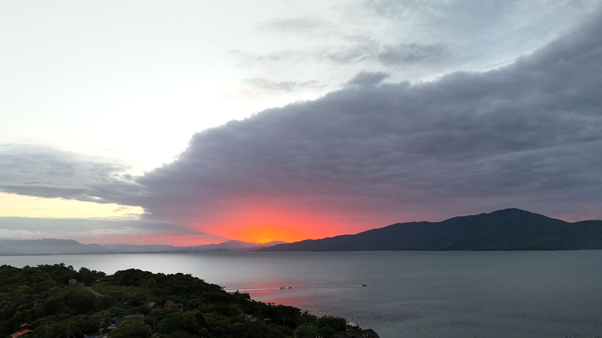 Mullet Trail, SC - Rocccoimob Real Estate in Bombinhas