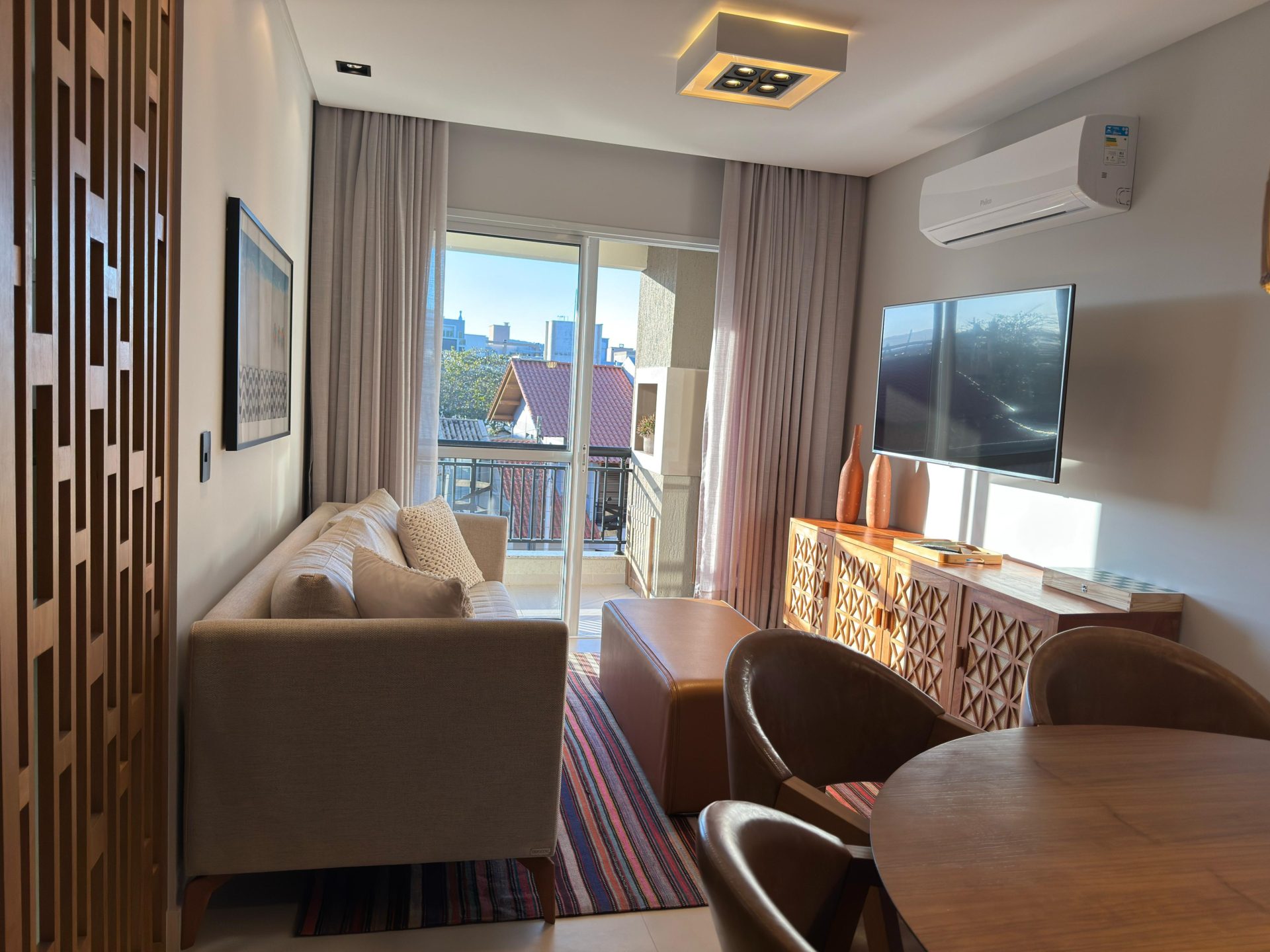 1000235767 - Rocccoimob Imobiliária em Bombinhas