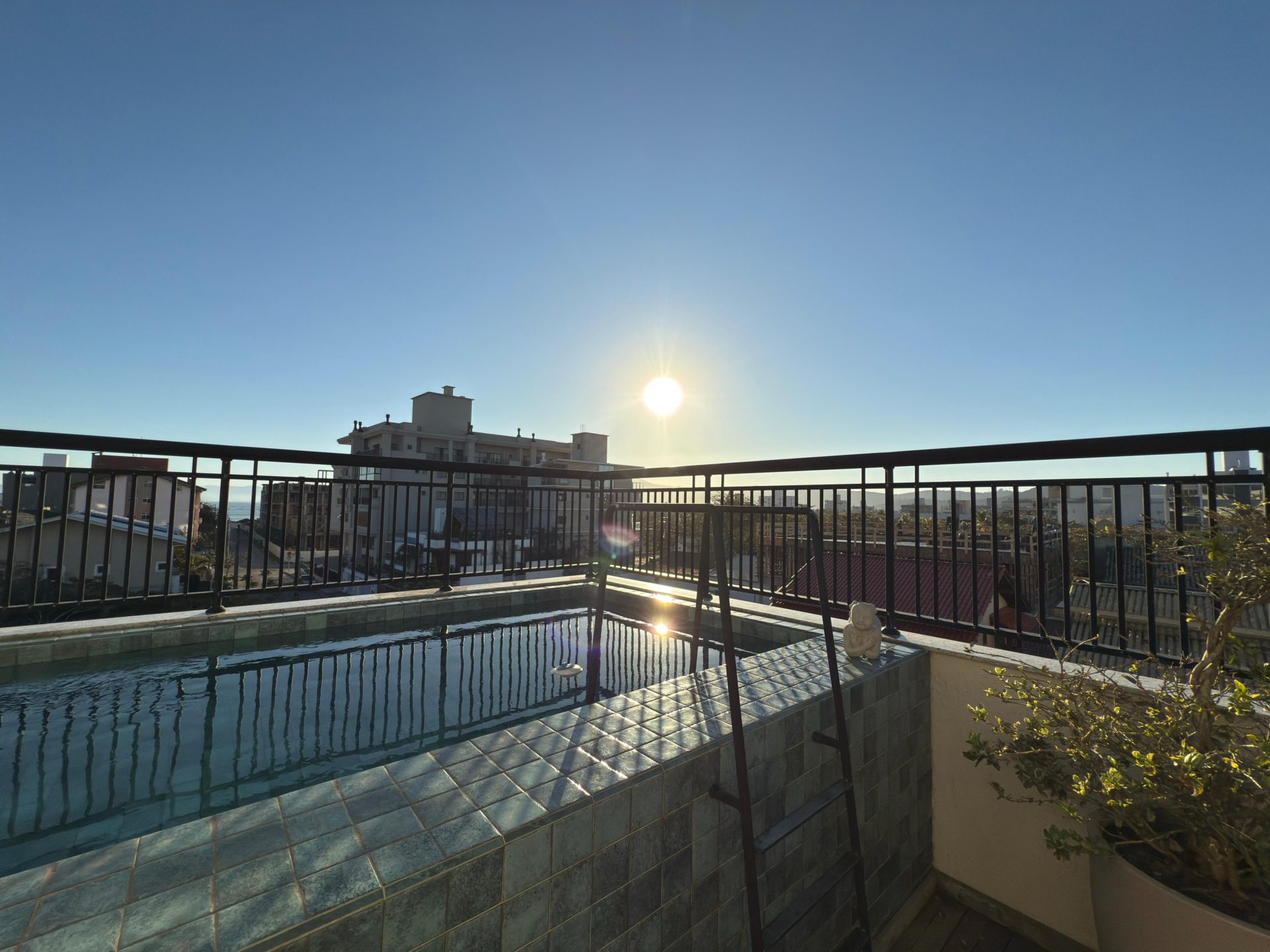 1000235779 - Rocccoimob Imobiliária em Bombinhas