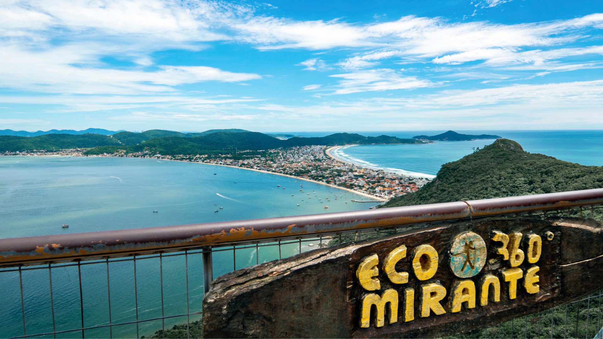 Panoramic view of the Eco 360º Viewpoint in Bombinhas - Roccoimob Real estate in Bombinhas Panoramic view of the Eco 360º Viewpoint in Bombinhas - Rocccoimob Real estate in Bombinhas