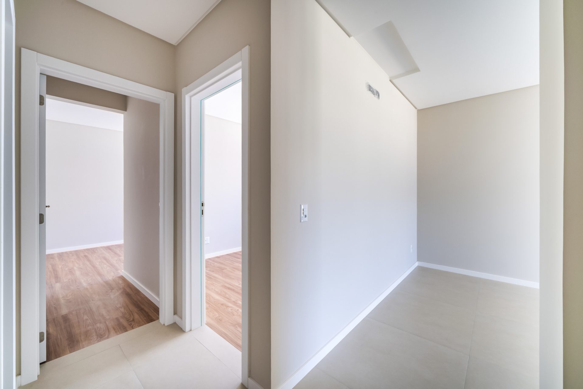 Apartamento a venda em Mariscal, Bombinhas 114 - Rocccoimob Imobiliária em Bombinhas