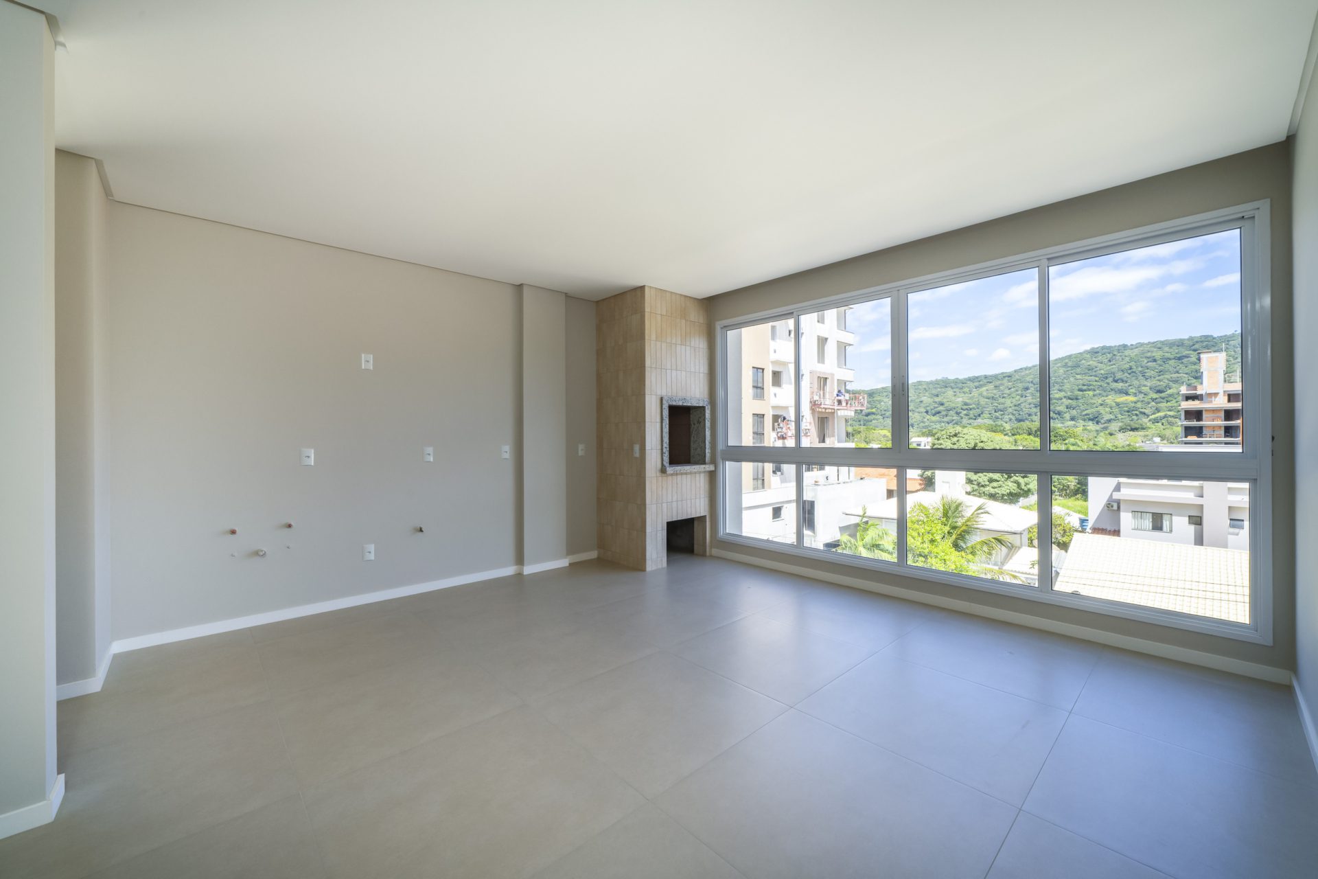 Apartamento a venda em Mariscal, Bombinhas 121 - Rocccoimob Imobiliária em Bombinhas