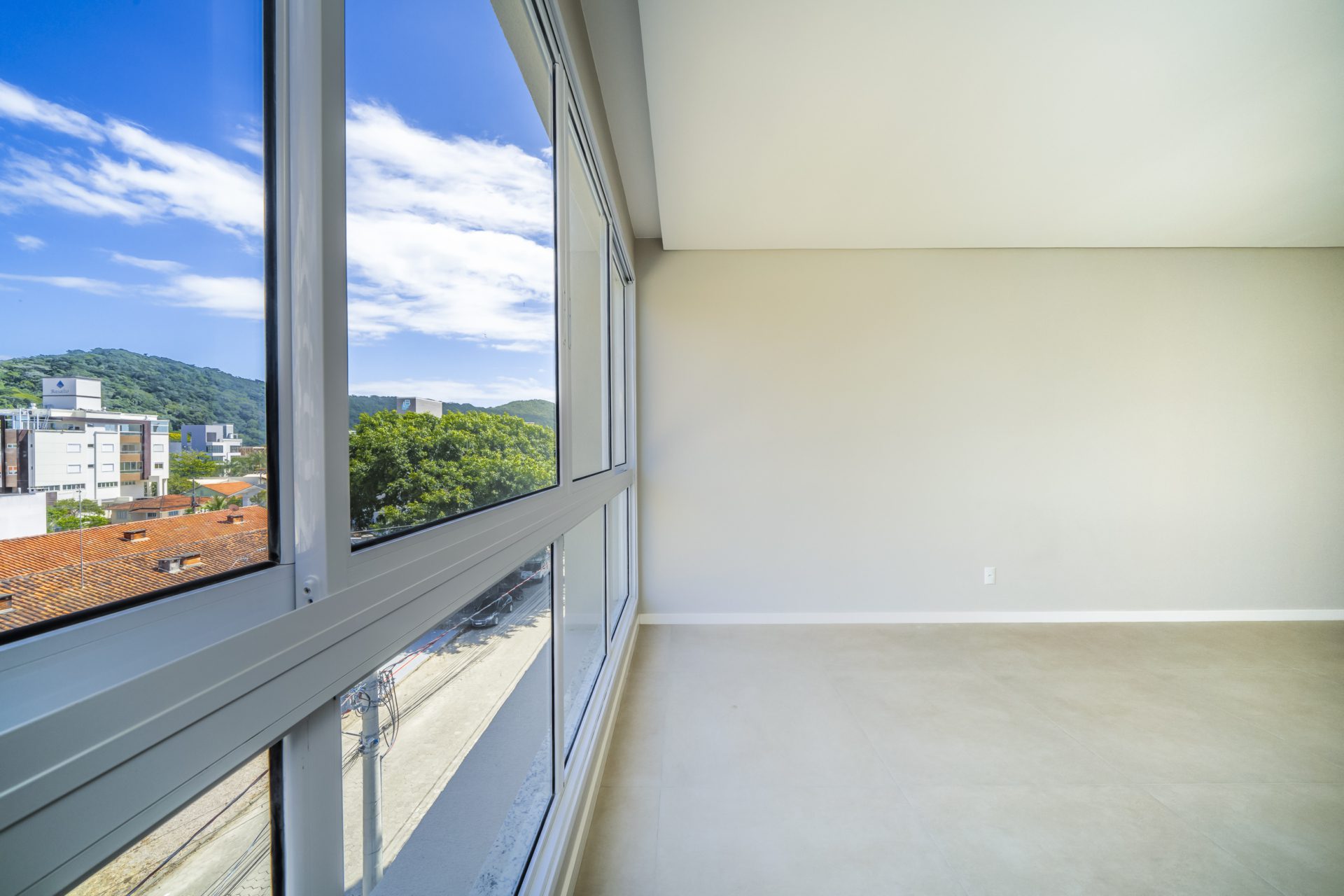 Apartamento a venda em Mariscal, Bombinhas 126 - Rocccoimob Imobiliária em Bombinhas