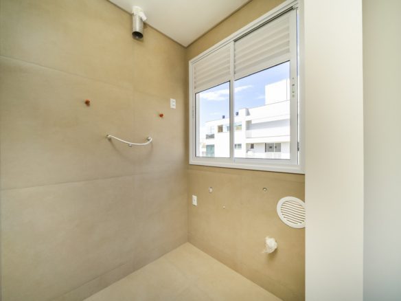 Apartamento a venda em Mariscal, Bombinhas 127 - Rocccoimob Imobiliária em Bombinhas