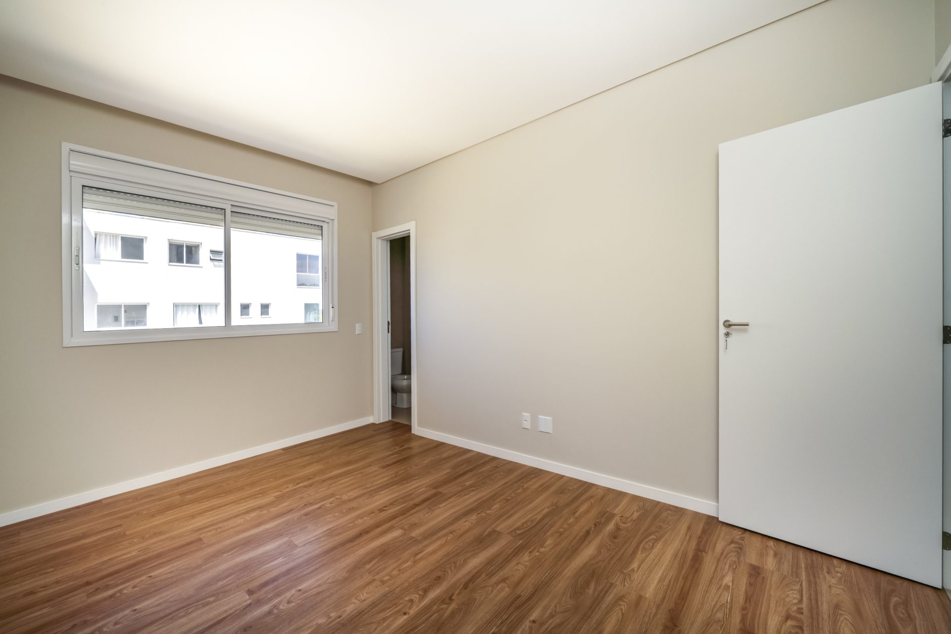 Apartamento a venda em Mariscal, Bombinhas 135 - Rocccoimob Imobiliária em Bombinhas