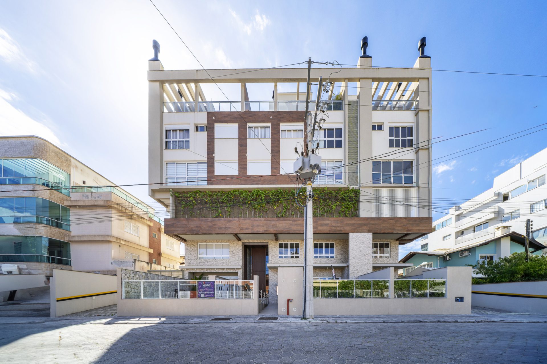 Apartamento a venda em Mariscal, Bombinhas 98 - Rocccoimob Imobiliária em Bombinhas