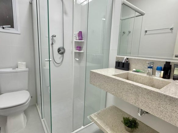 COBERTURA COM VISTA PARA O MAR NA PRAIA DE CANTO GRANDE (21) - Rocccoimob Imobiliária em Bombinhas