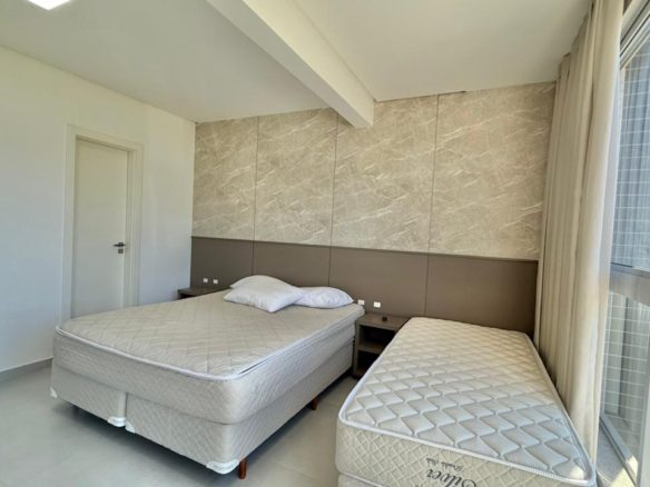 COBERTURA COM VISTA PARA O MAR NA PRAIA DE CANTO GRANDE (25) - Rocccoimob Imobiliária em Bombinhas