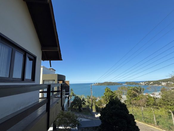 Casa à venda em BombinhasIMG 0635 - Rocccoimob Imobiliária em Bombinhas