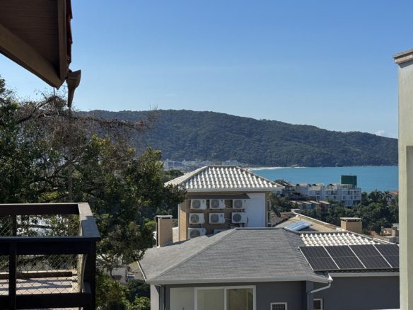Casa à venda em BombinhasIMG 0641 - Rocccoimob Imobiliária em Bombinhas