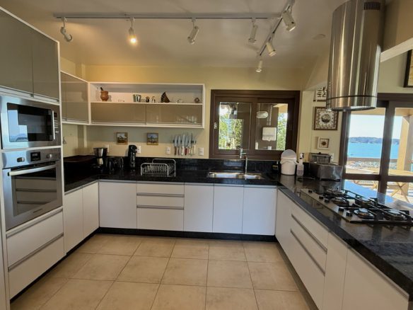 Casa à venda em BombinhasIMG 0644 - Rocccoimob Imobiliária em Bombinhas