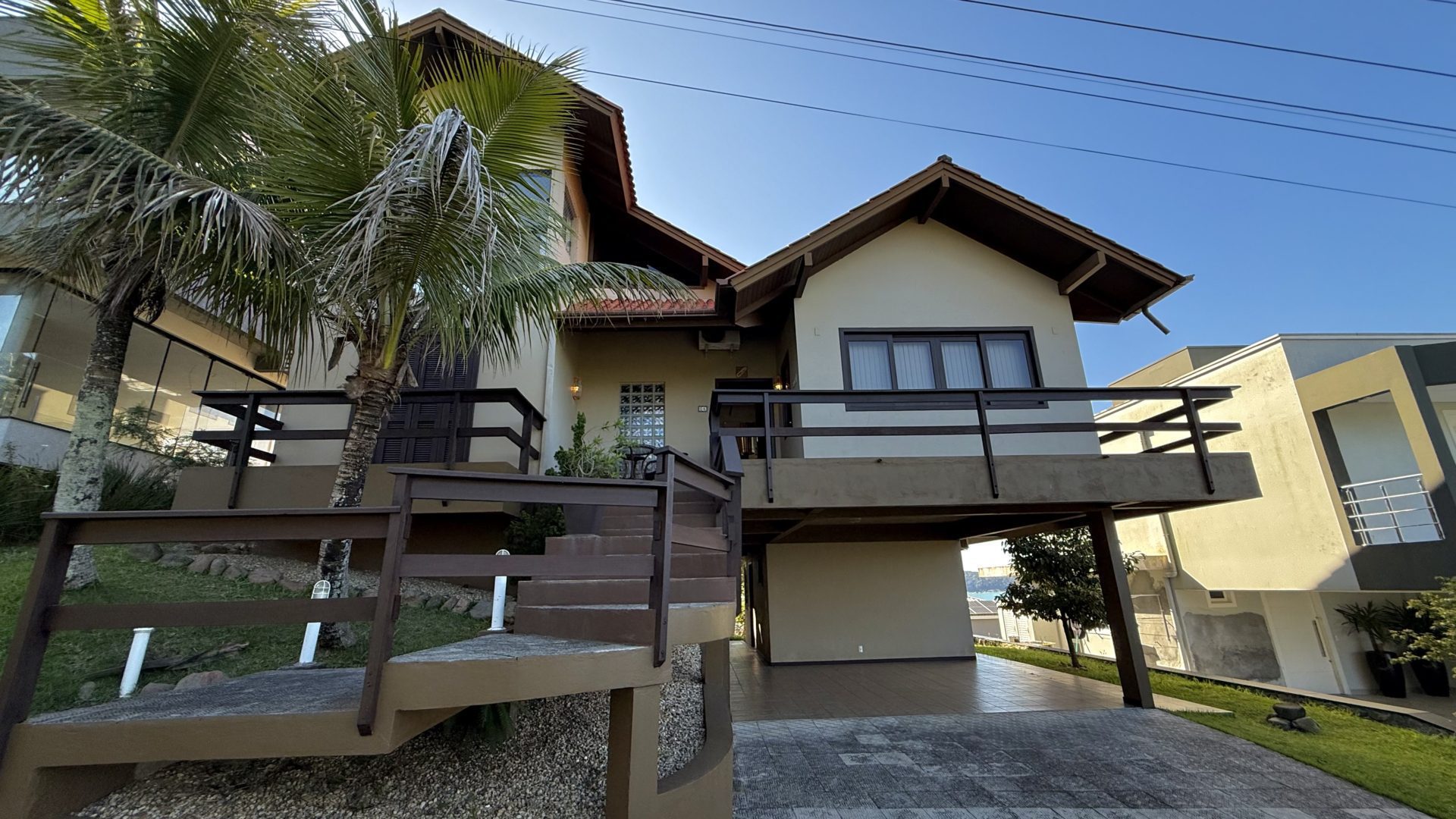 Casa en venta en BombinhasIMG 0673 a escala - Rocccoimob Real Estate en Bombinhas