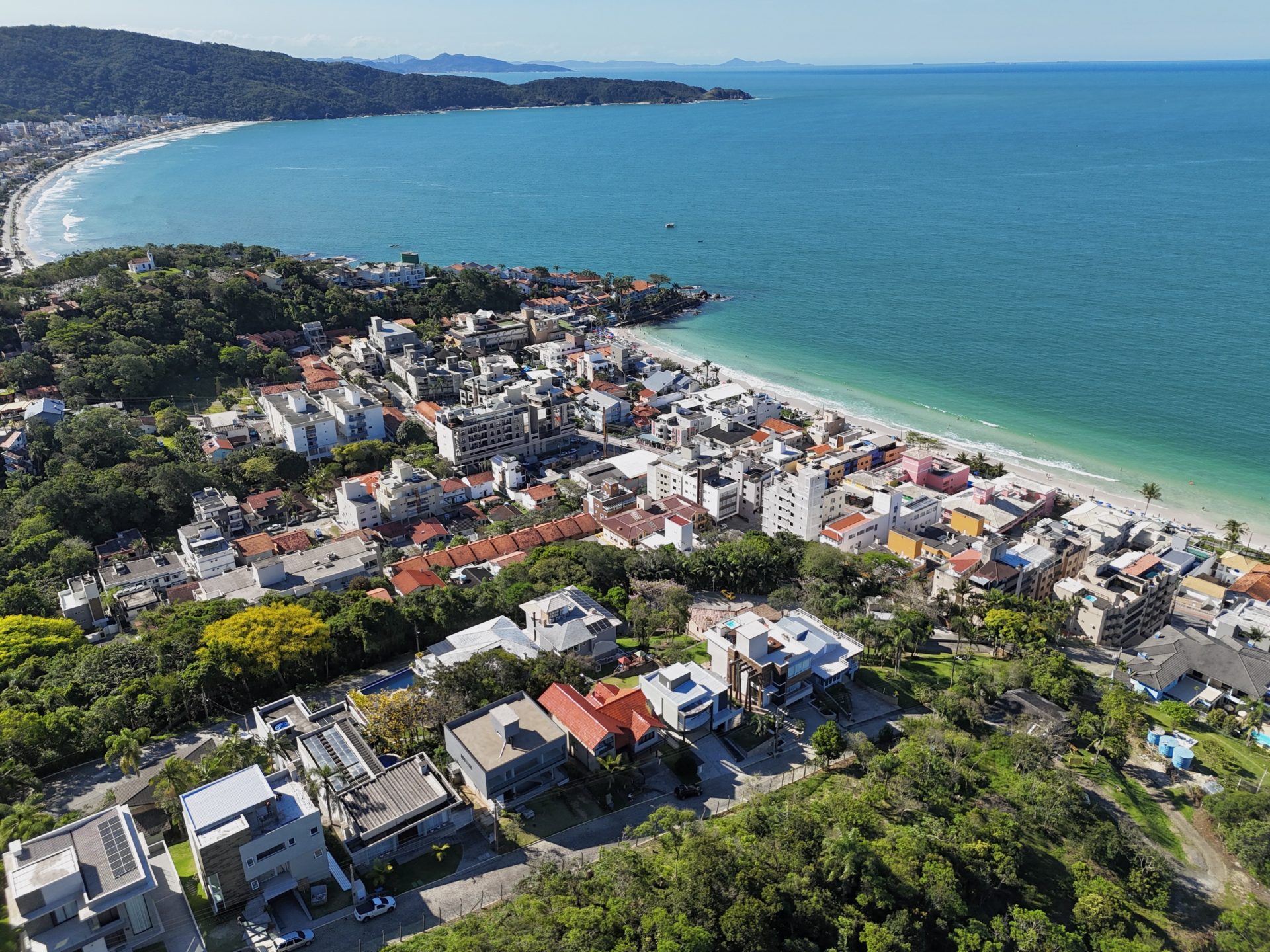 Casa à venda em Bombinhasdji fly 20251110 154550 0367 1762867868045 photo - Rocccoimob Imobiliária em Bombinhas