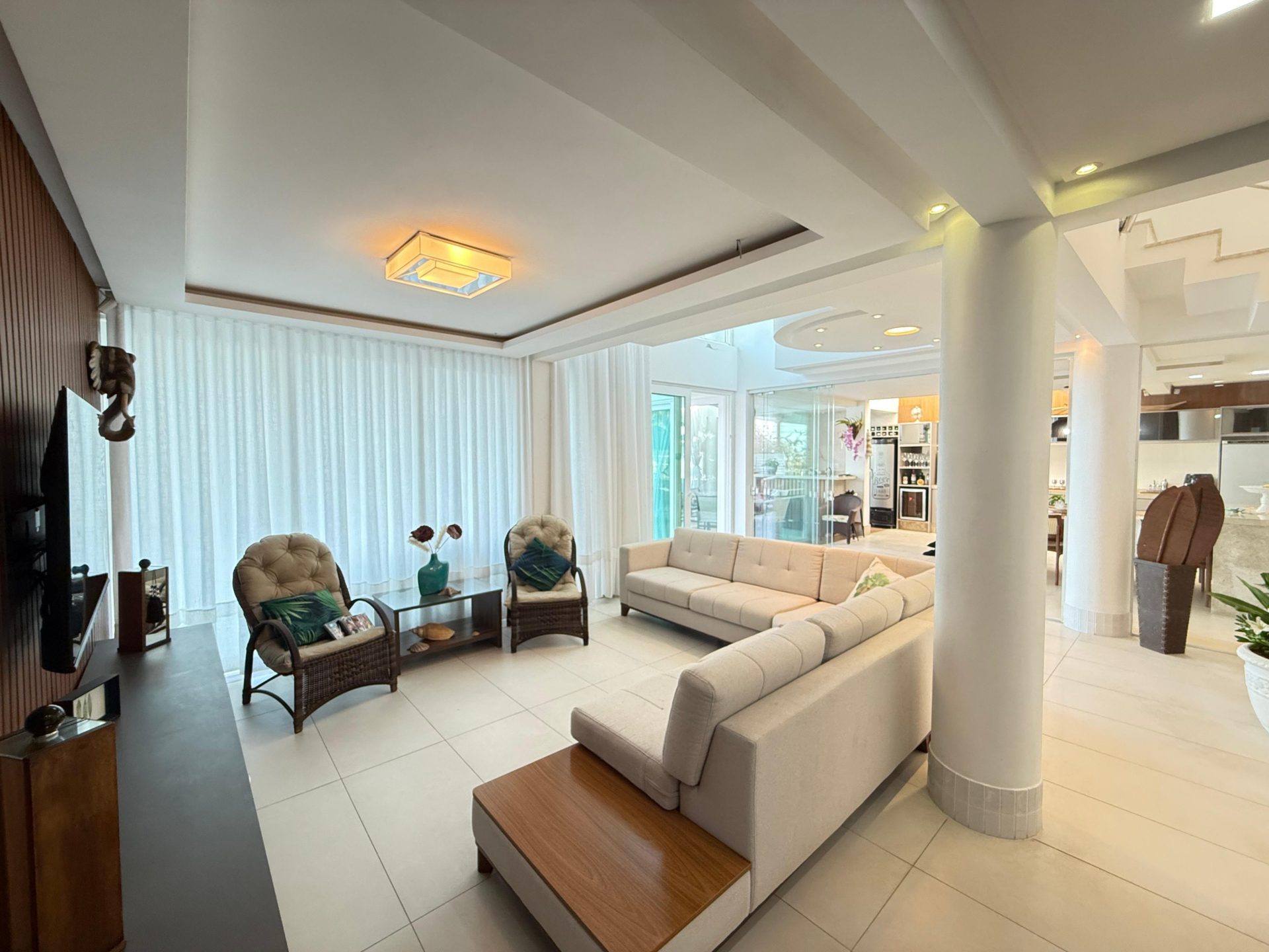 FRENTE MAR ZIMBROS (11) - Rocccoimob Imobiliária em Bombinhas